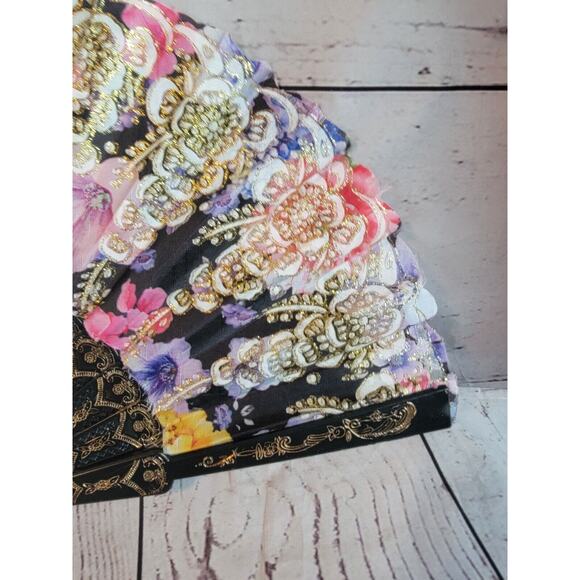 Beautiful Floral Gold Accents Black Lace Womens Fan Vintage Collectible - Picture 5 of 7